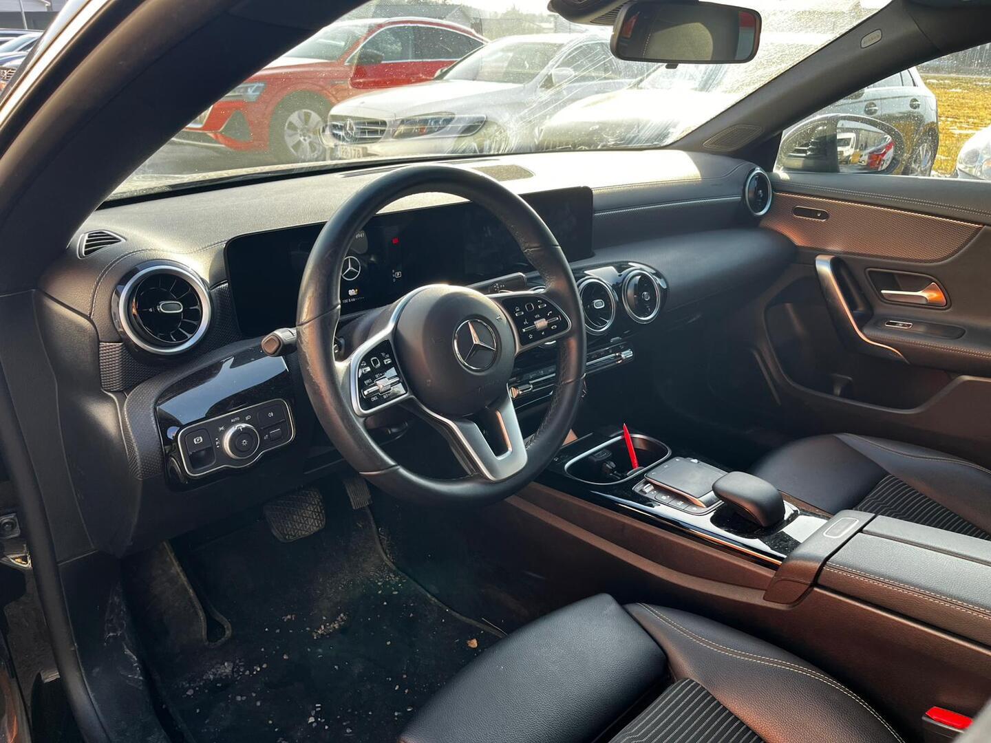 MERCEDES-BENZ CLA 2022