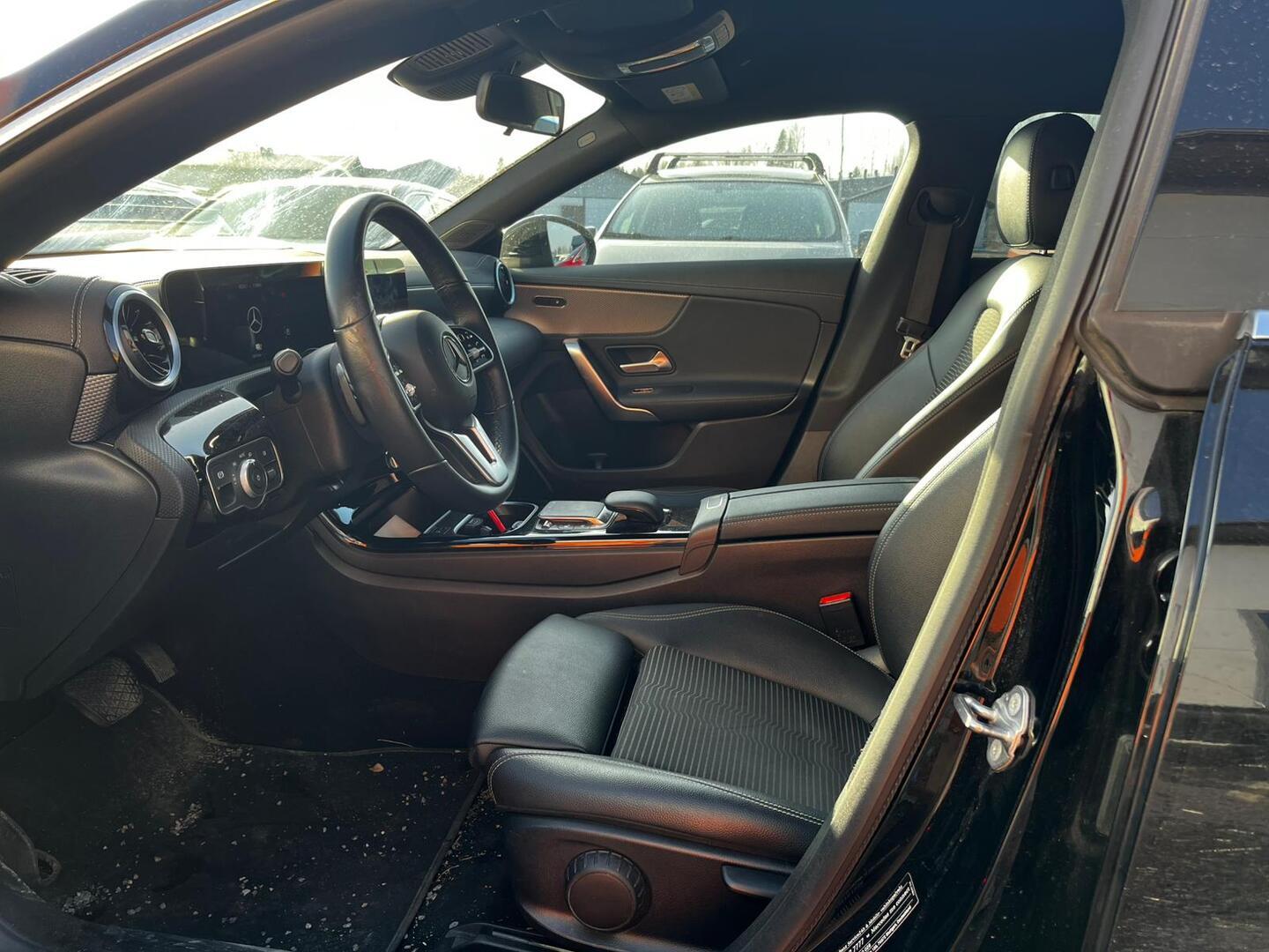 MERCEDES-BENZ CLA 2022