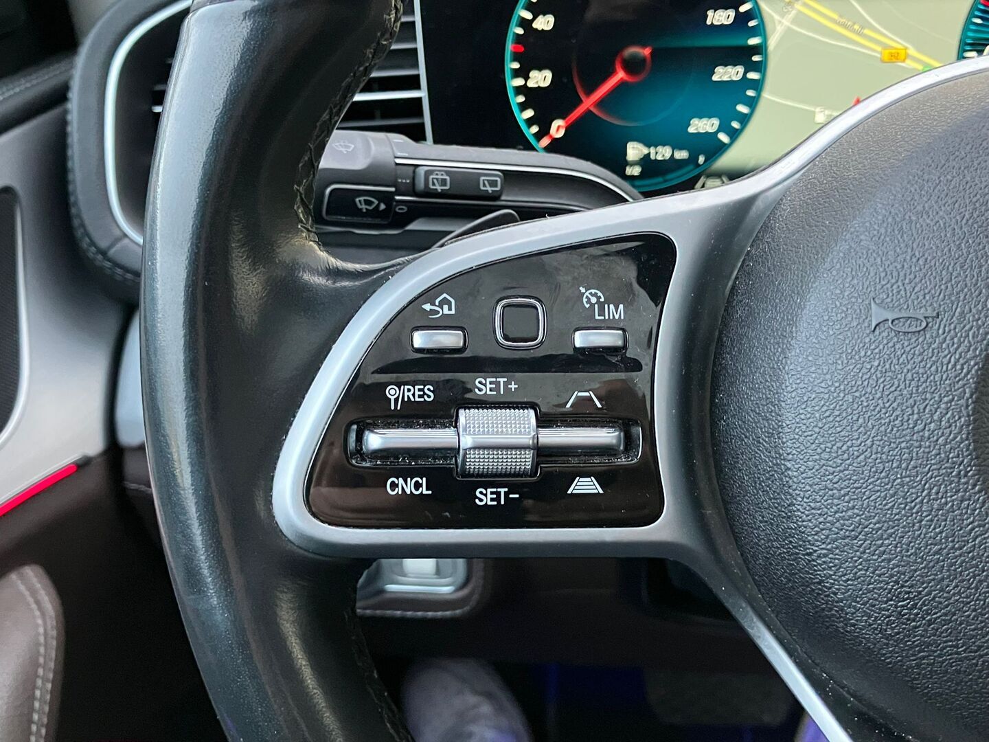 MERCEDES-BENZ GLE 2020