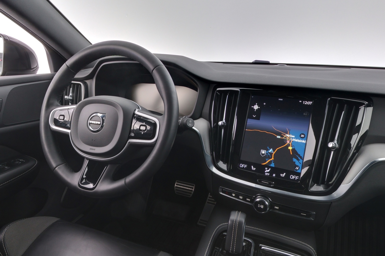 VOLVO V60 2022
