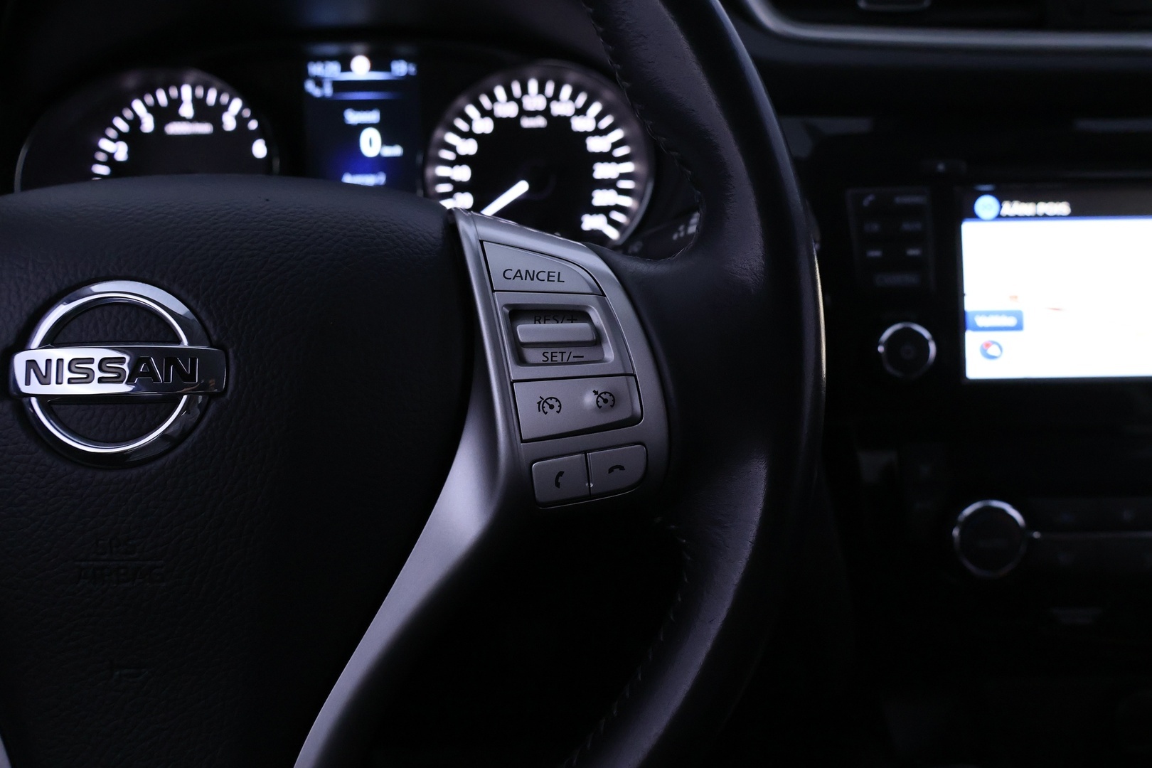 NISSAN Qashqai 2016