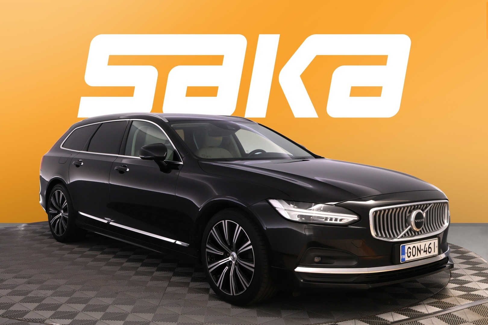 VOLVO V90 2021
