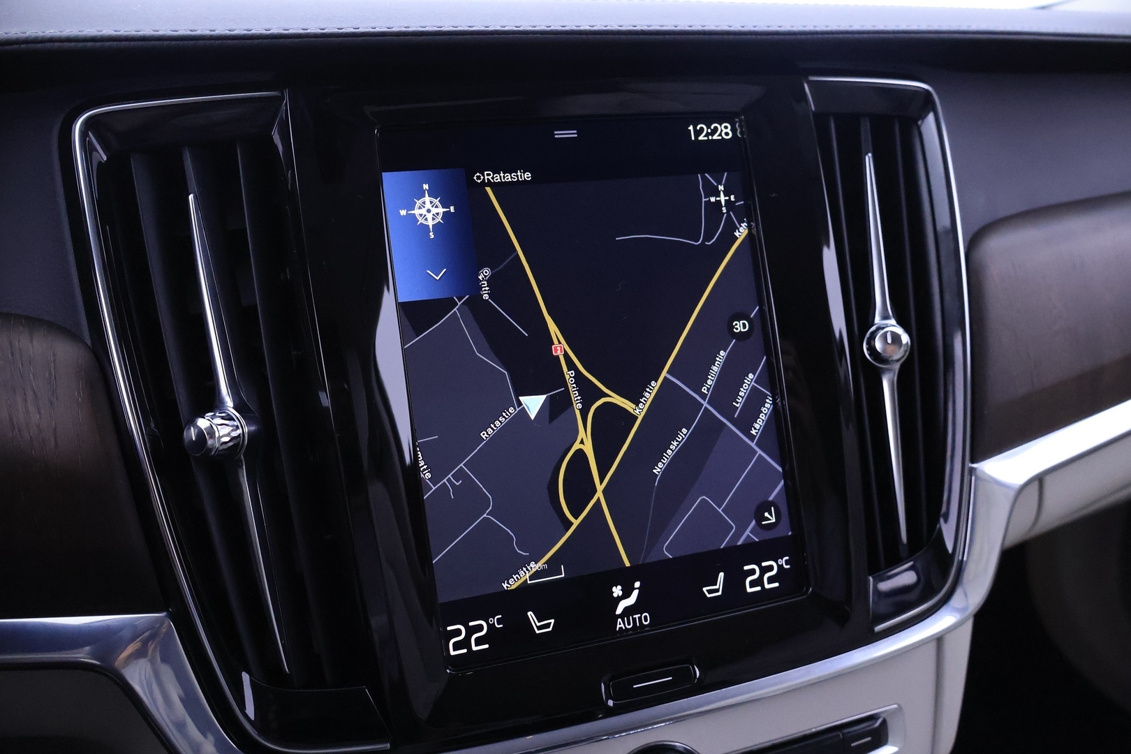 VOLVO V90 2021