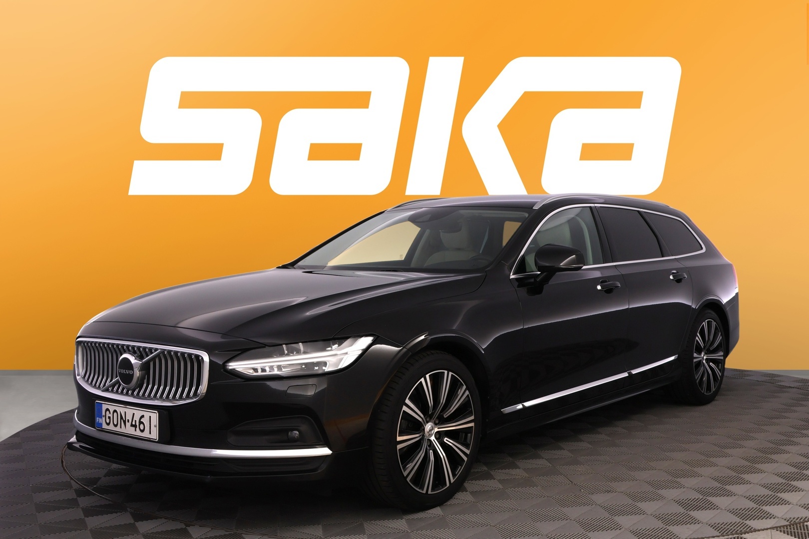 VOLVO V90 2021