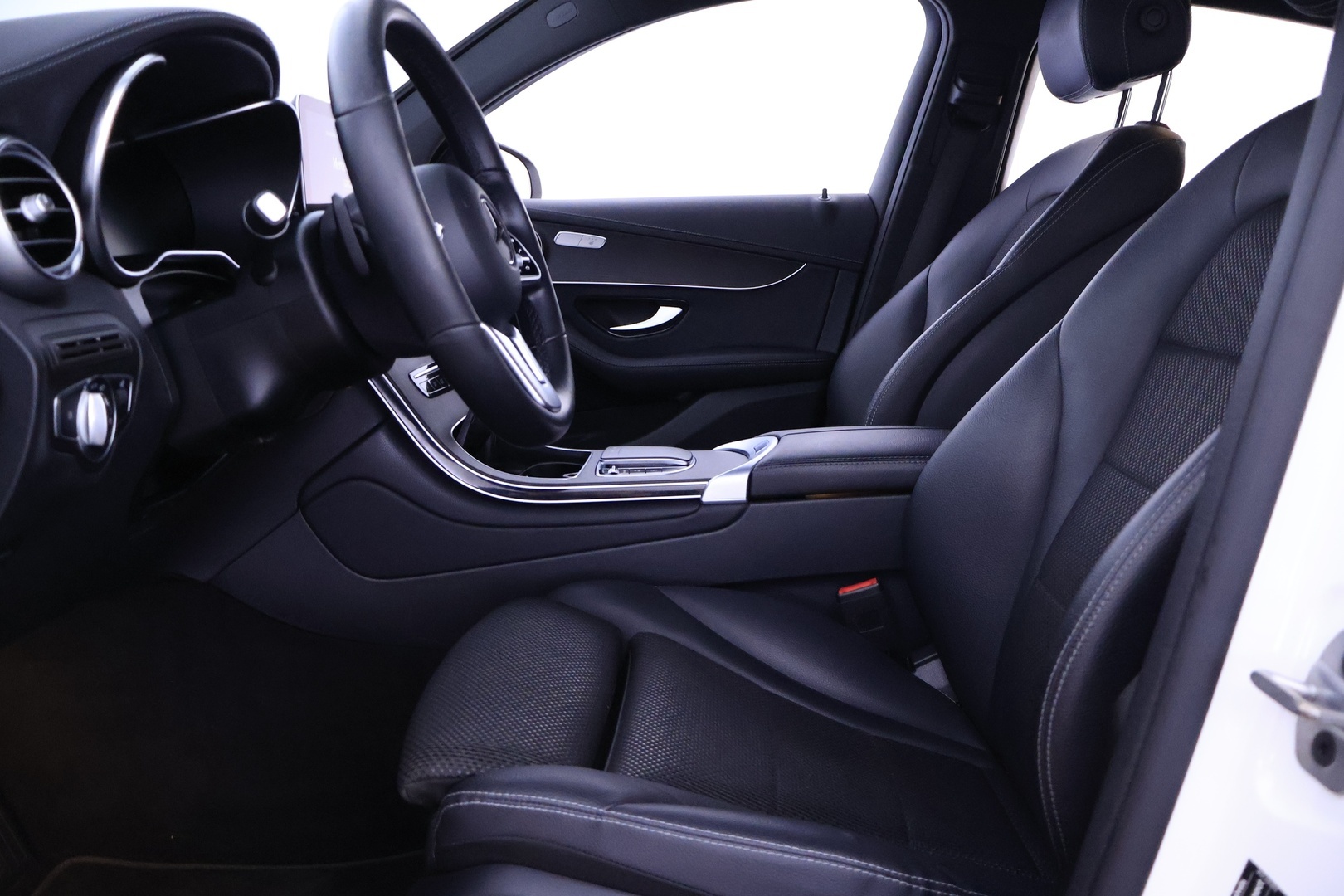 MERCEDES-BENZ GLC 2022