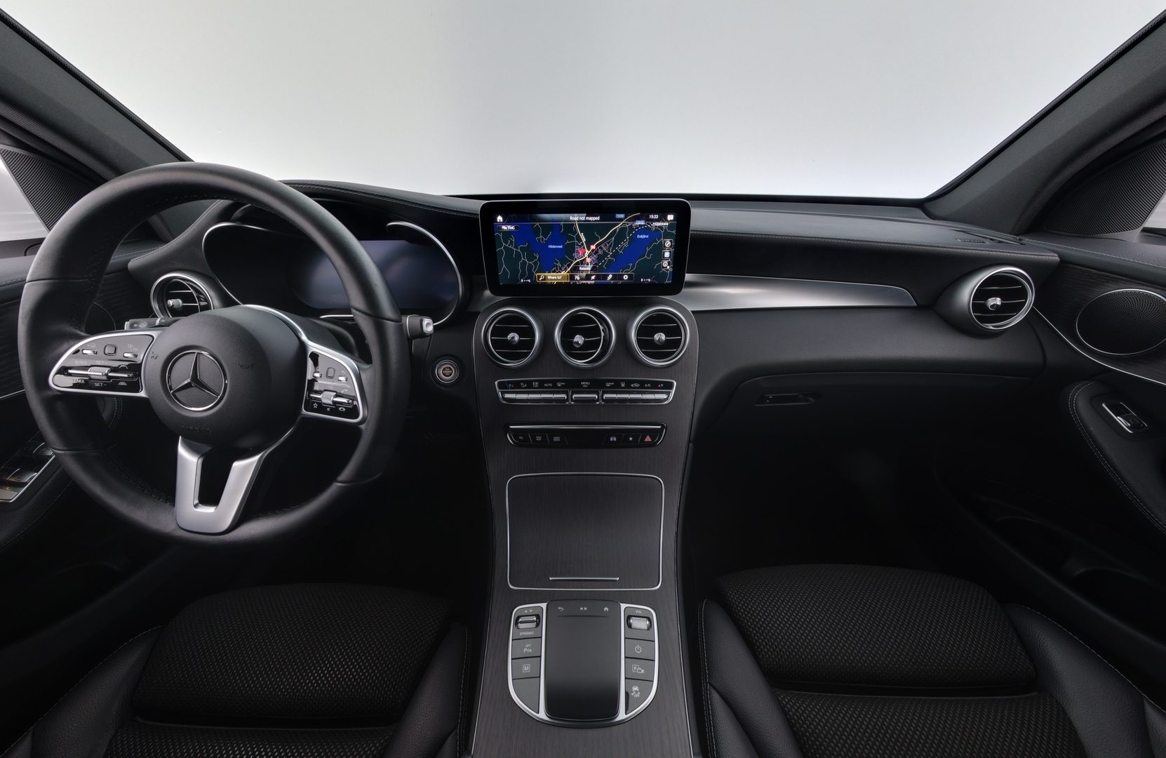 MERCEDES-BENZ GLC 2022