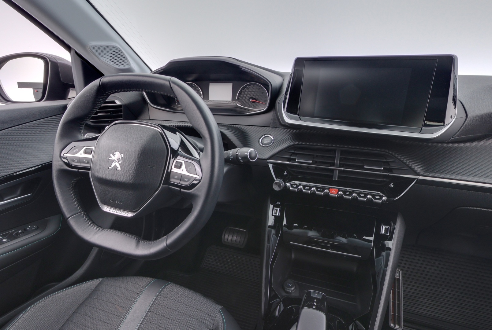 PEUGEOT 208 2021