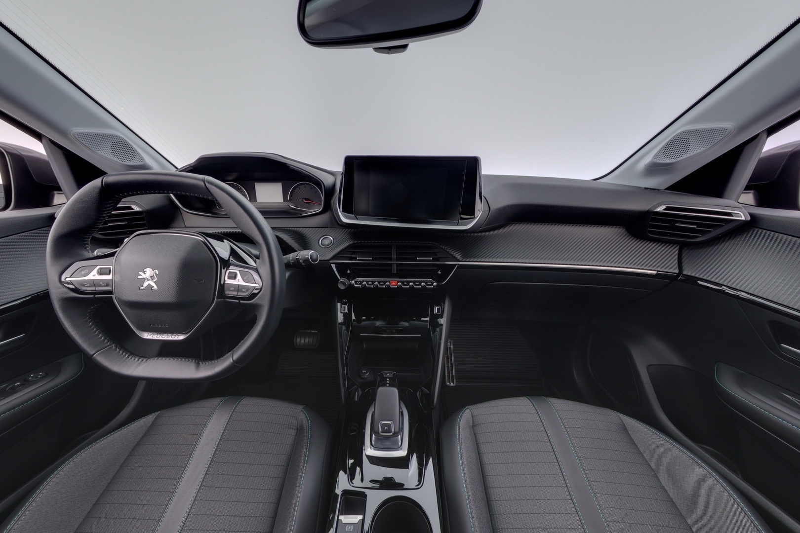 PEUGEOT 208 2021