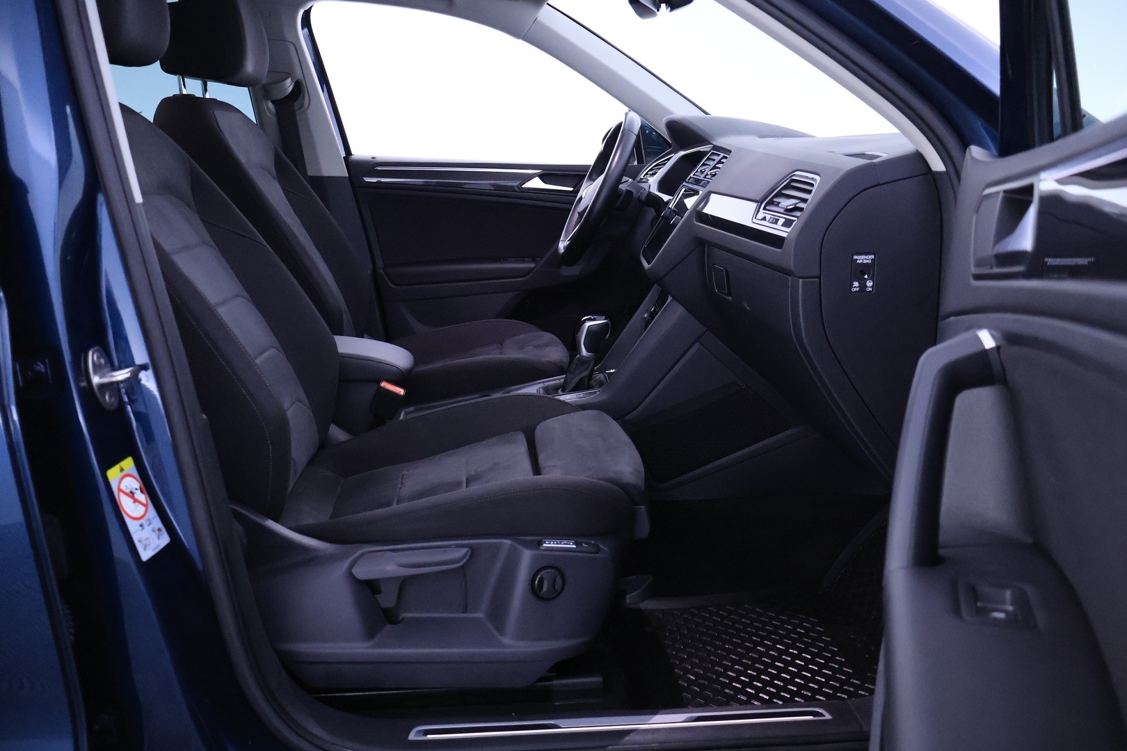 VOLKSWAGEN Tiguan 2021