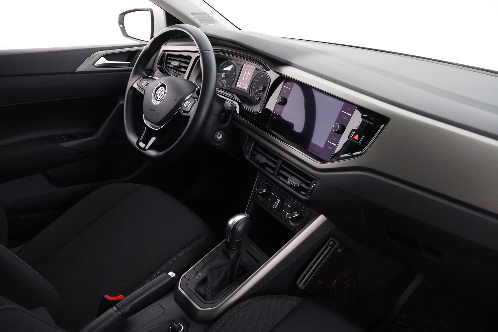 VOLKSWAGEN Polo 2020