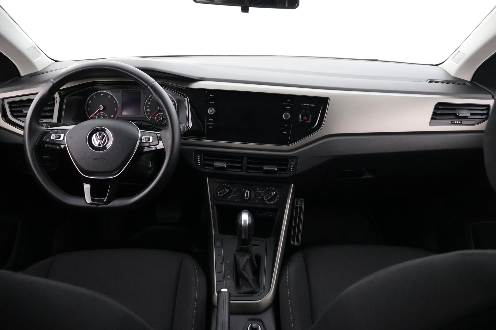 VOLKSWAGEN Polo 2020