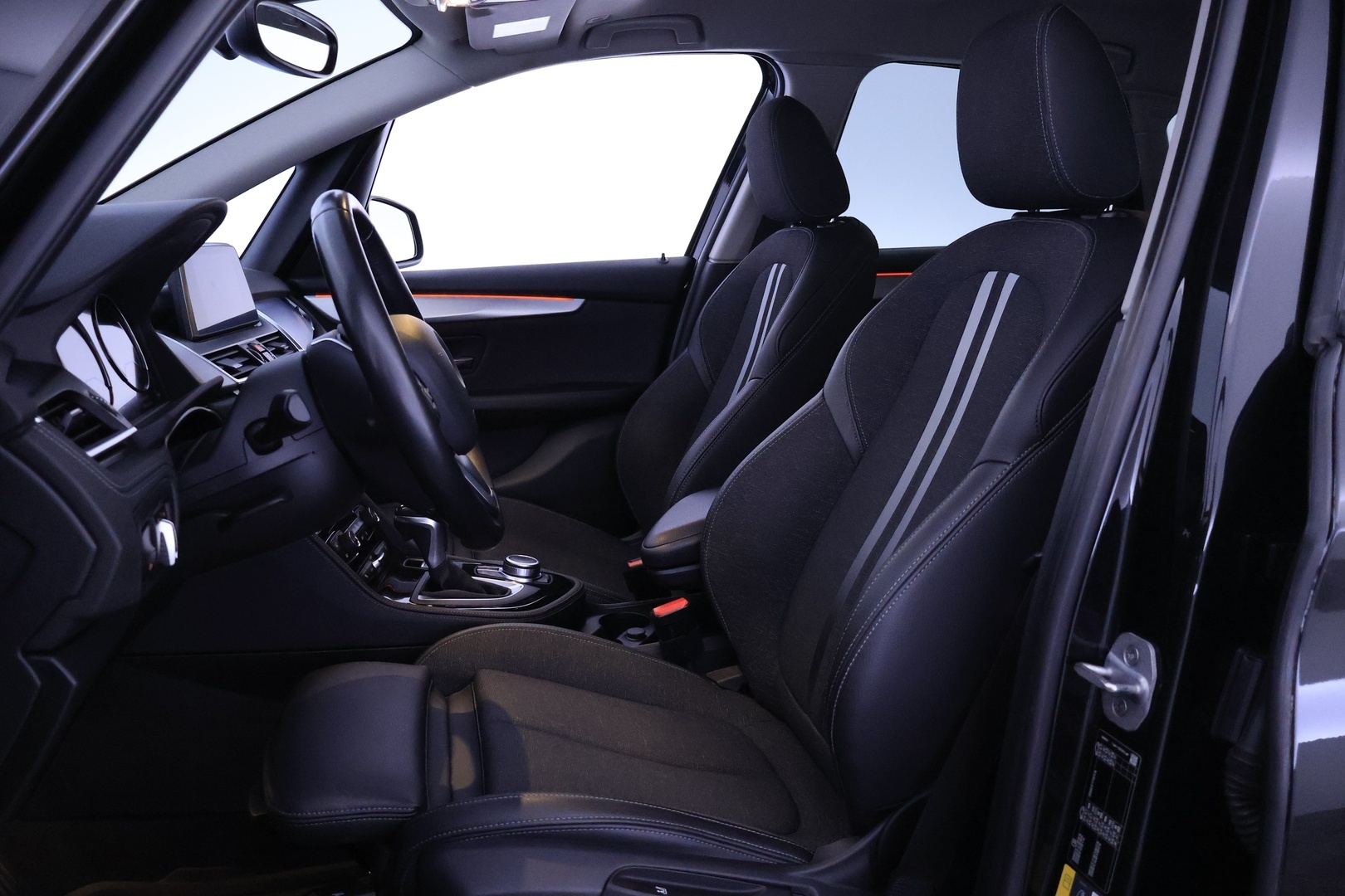 BMW 225 2019