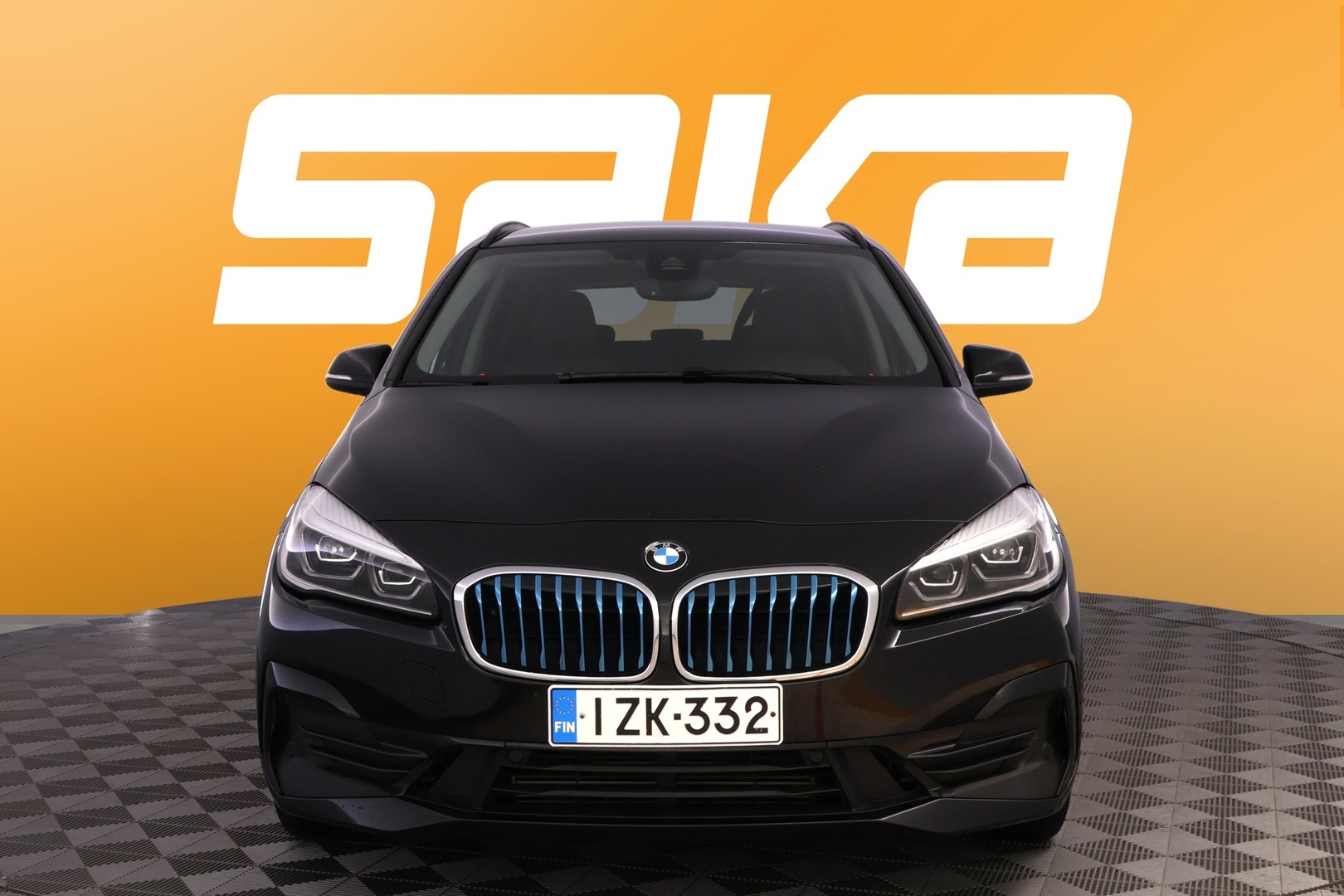 BMW 225 2019