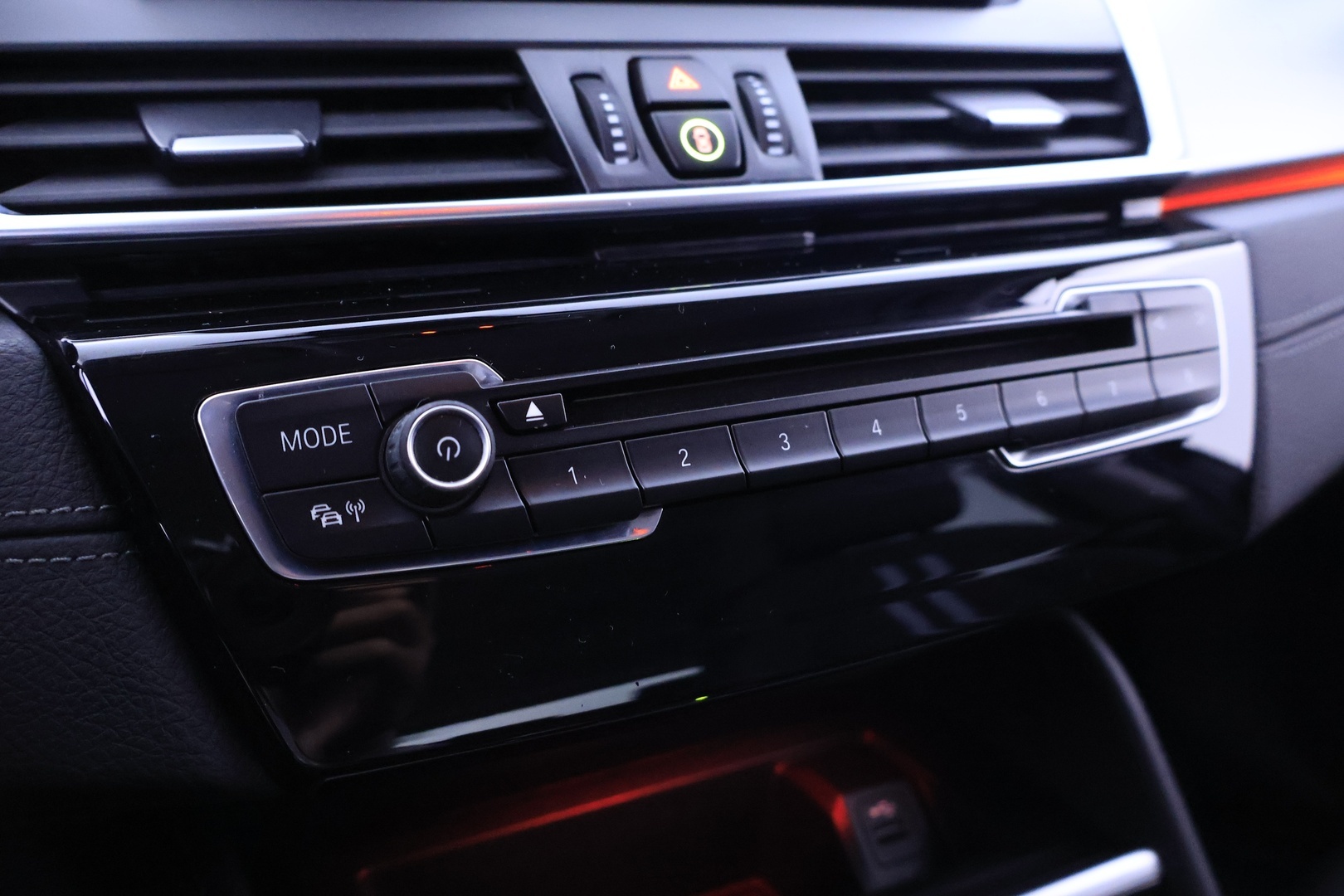 BMW 225 2019