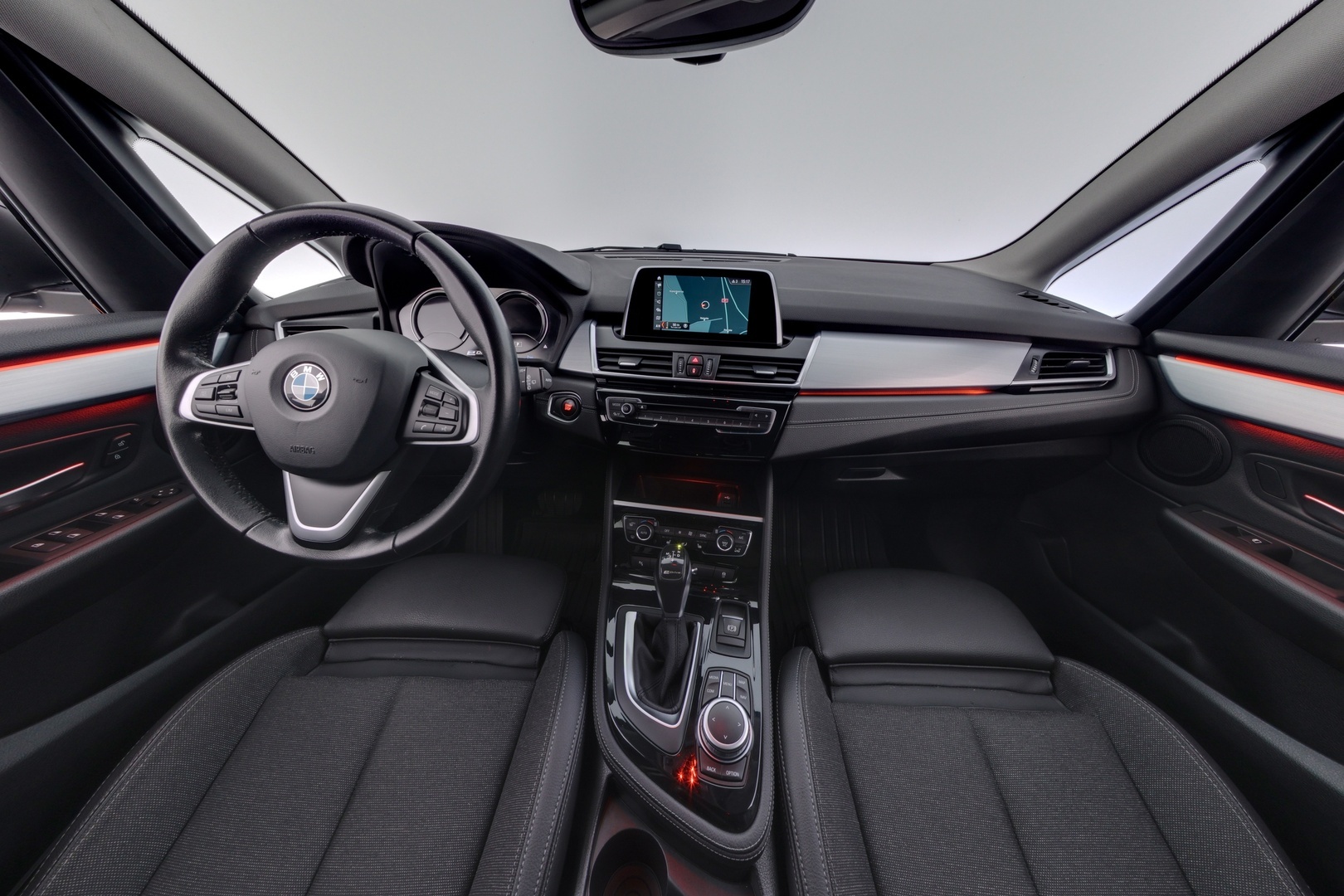BMW 225 2019