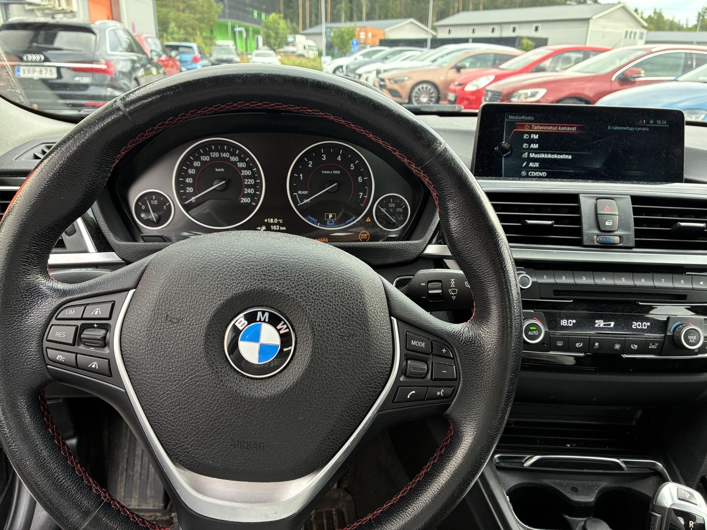 BMW 330 2017