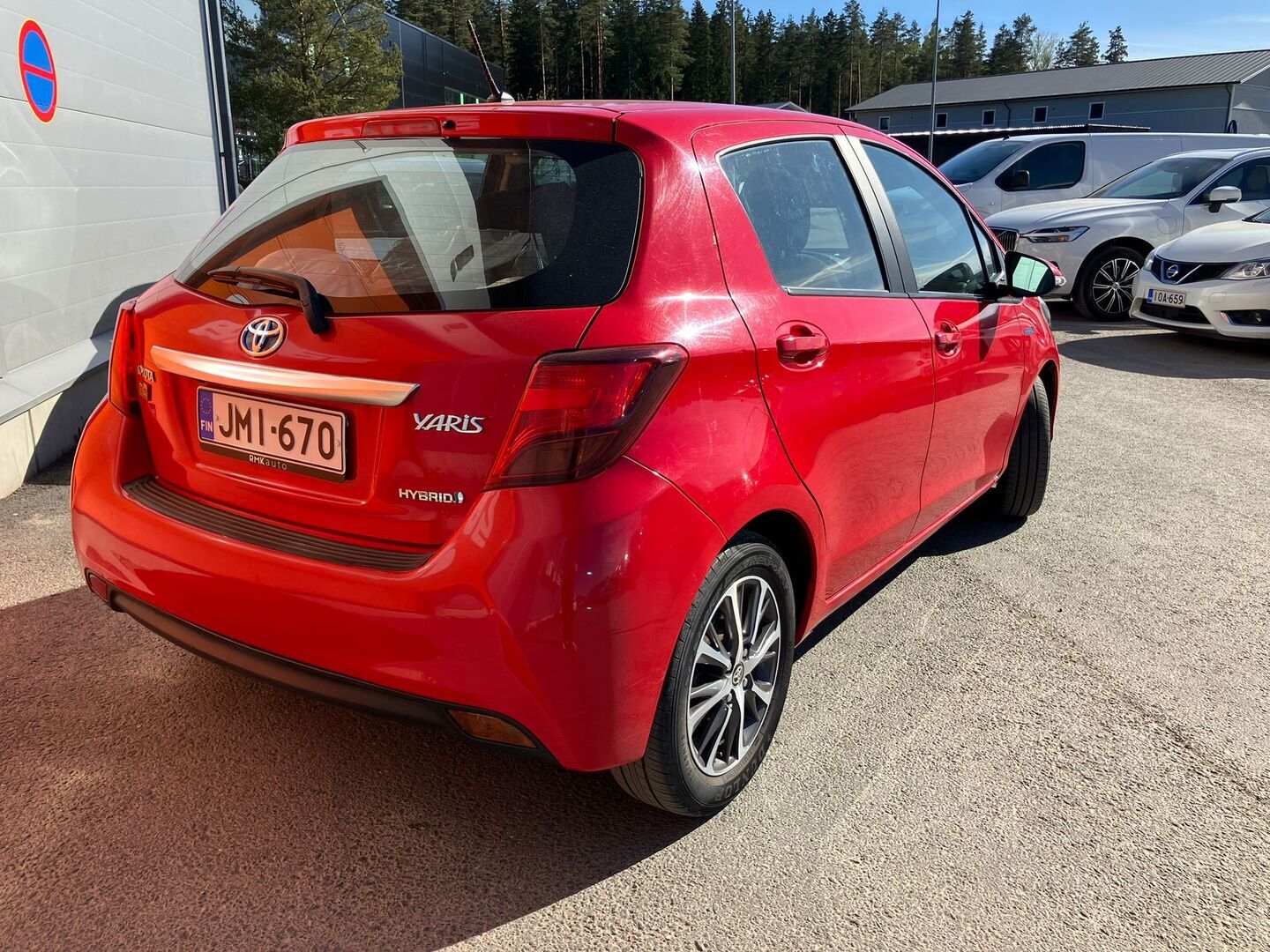 TOYOTA Yaris 2016