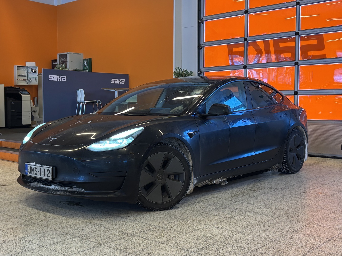 TESLA Model 3 2021