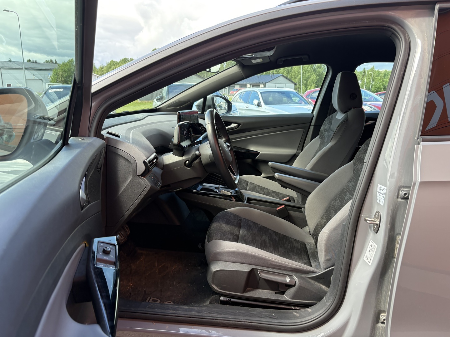 VOLKSWAGEN ID.4 2023