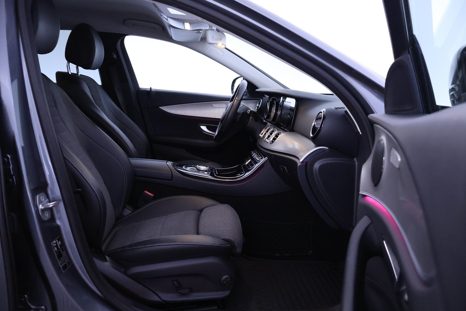 MERCEDES-BENZ E 2018