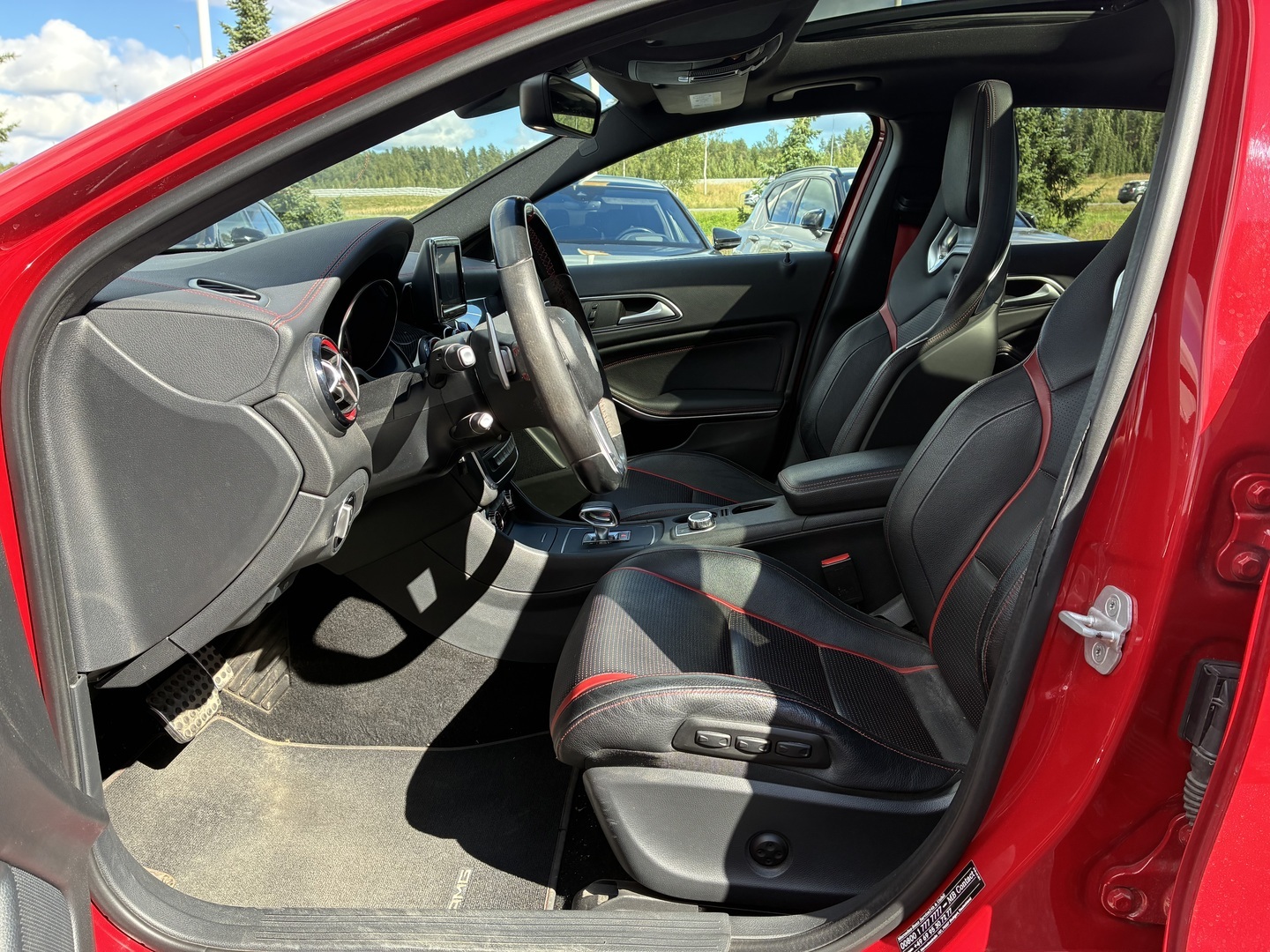 MERCEDES-BENZ GLA 45 AMG 2016