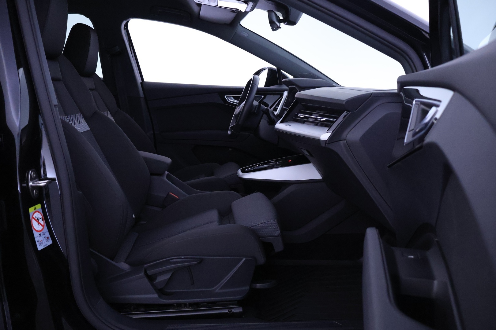 AUDI Q4 e-tron 2023