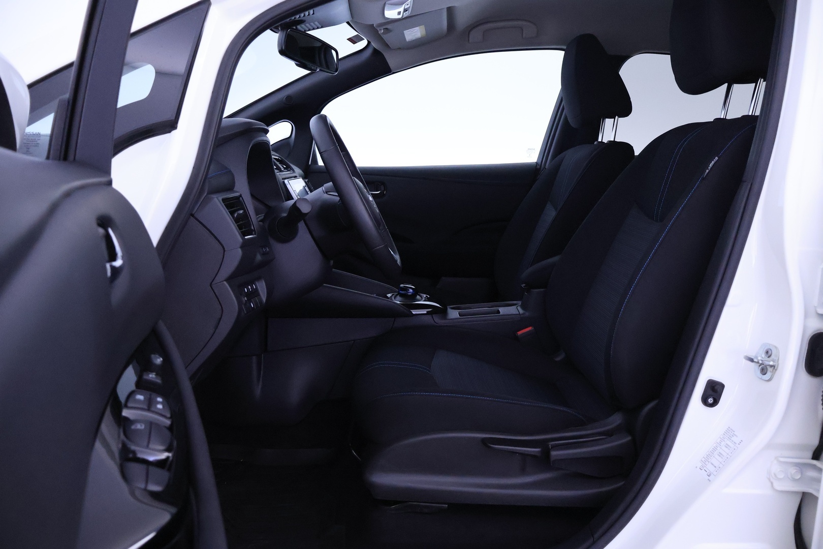 NISSAN Leaf 2023