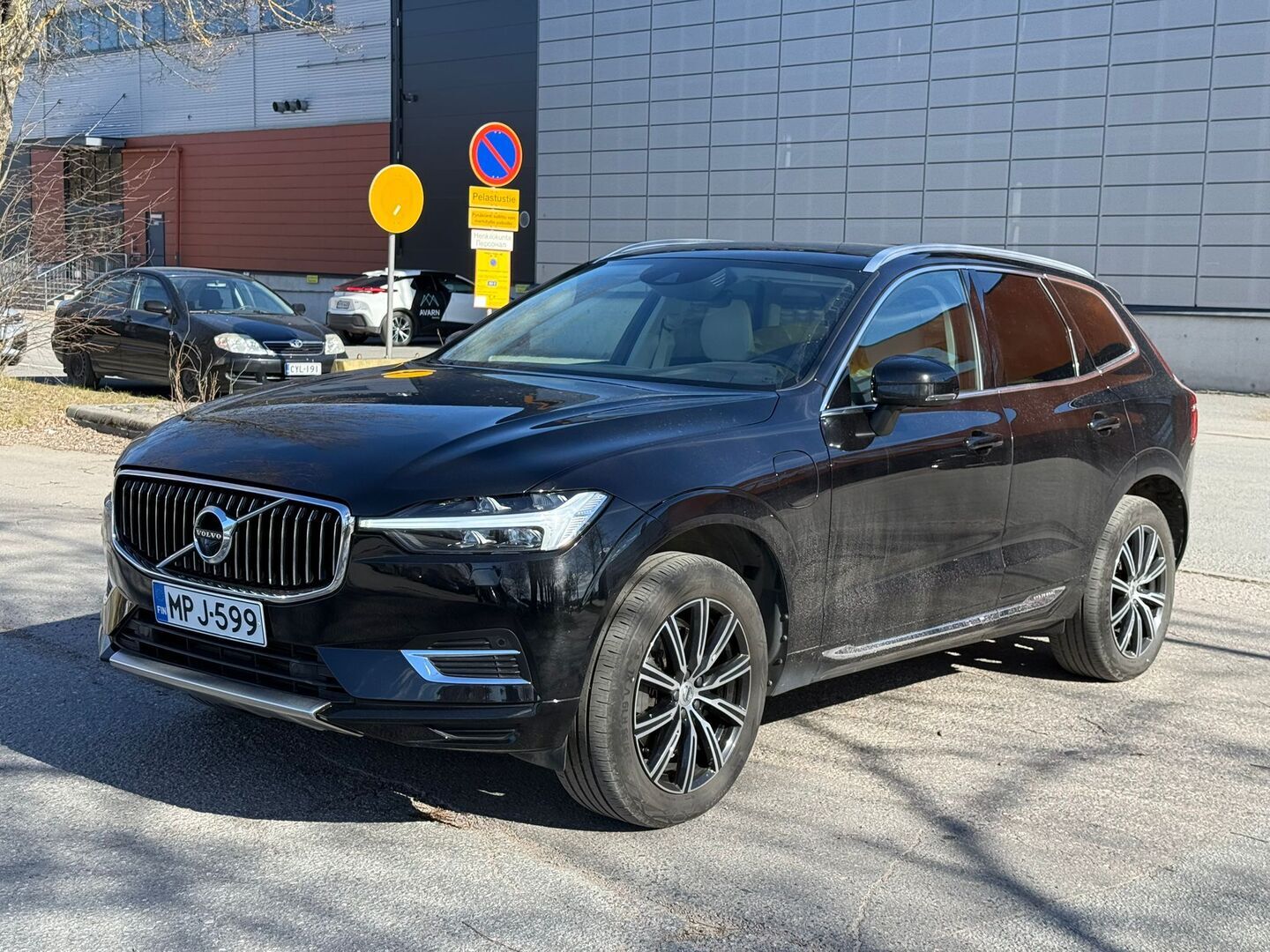 VOLVO XC60 2021