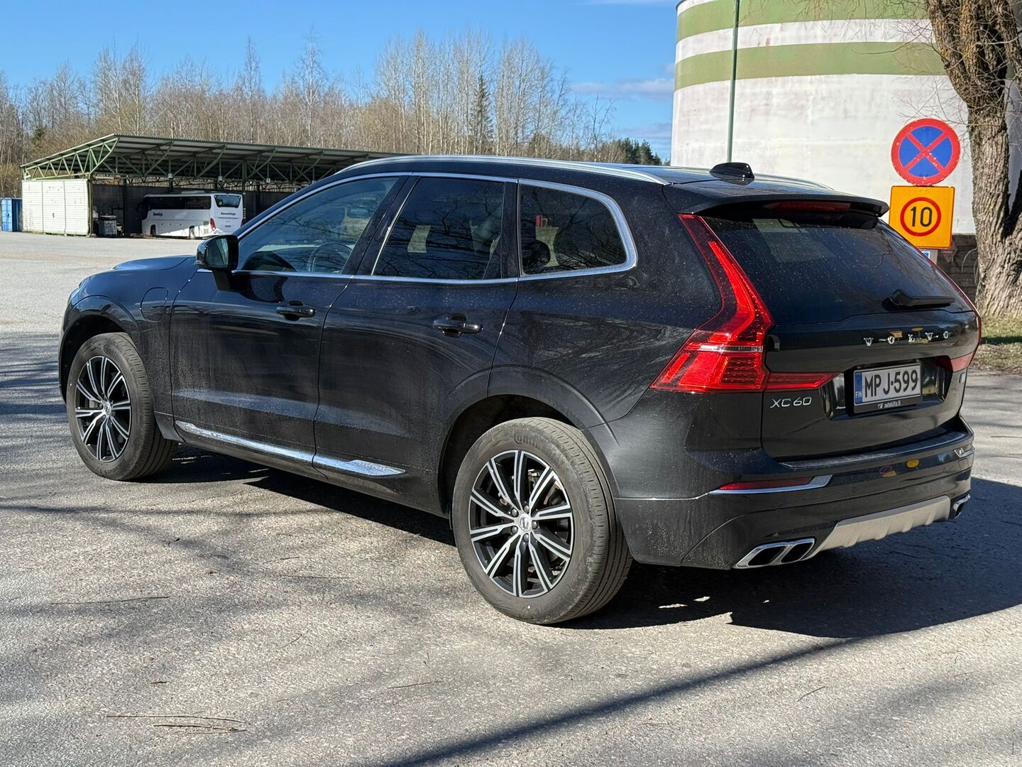VOLVO XC60 2021