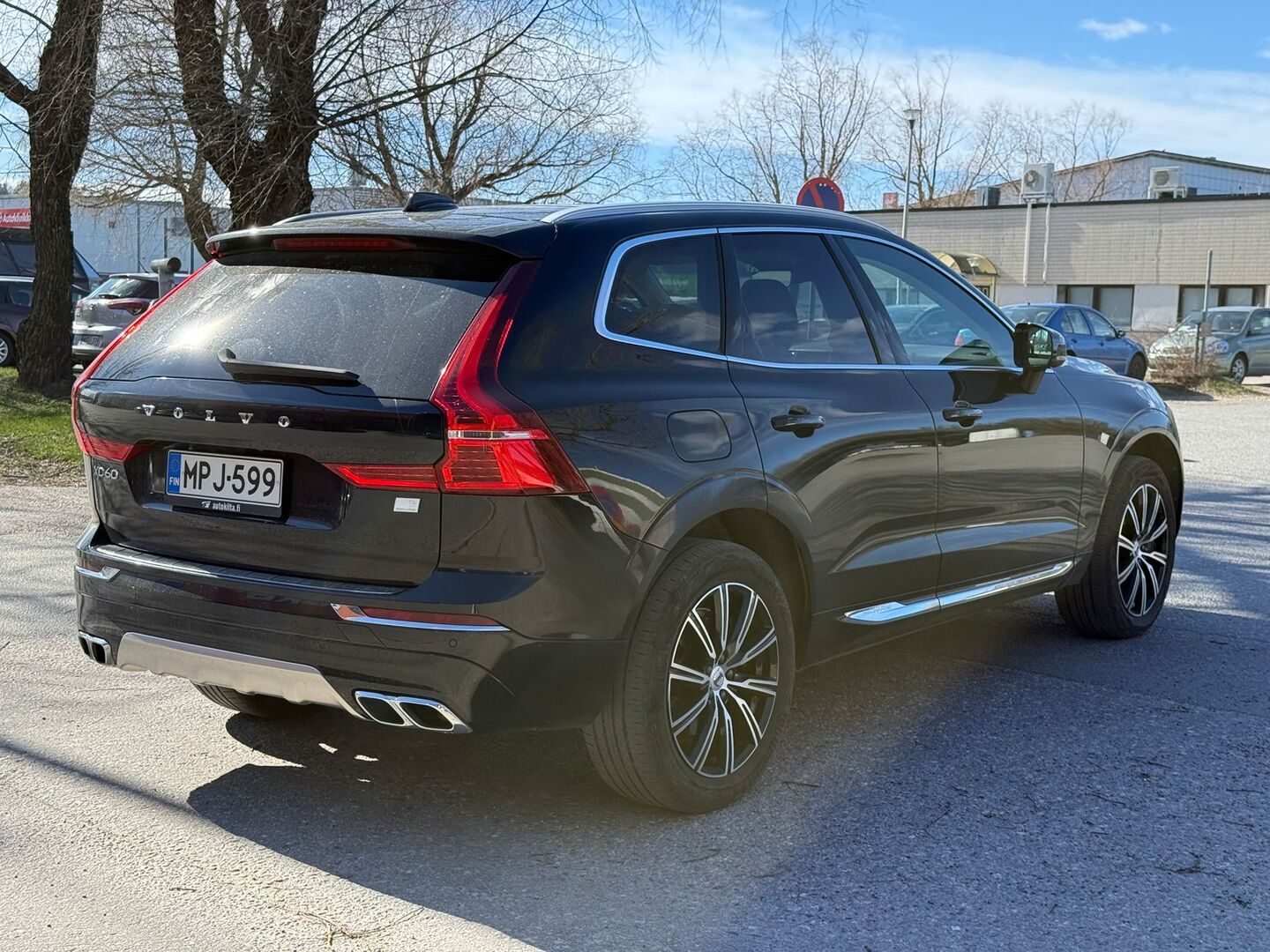 VOLVO XC60 2021