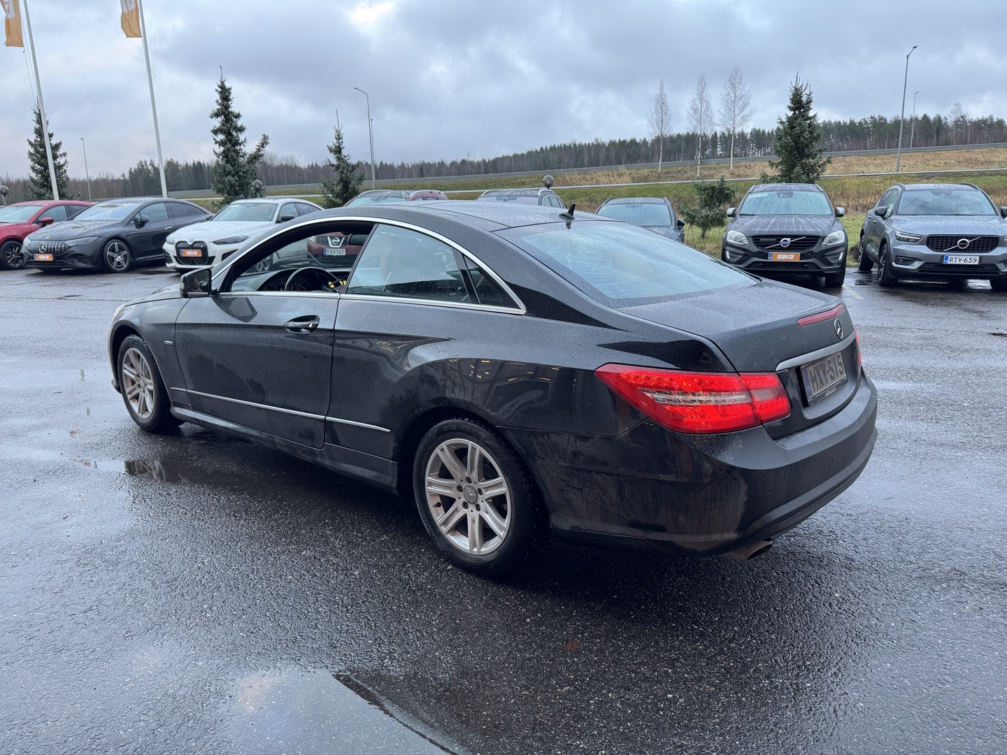 MERCEDES-BENZ E 2011