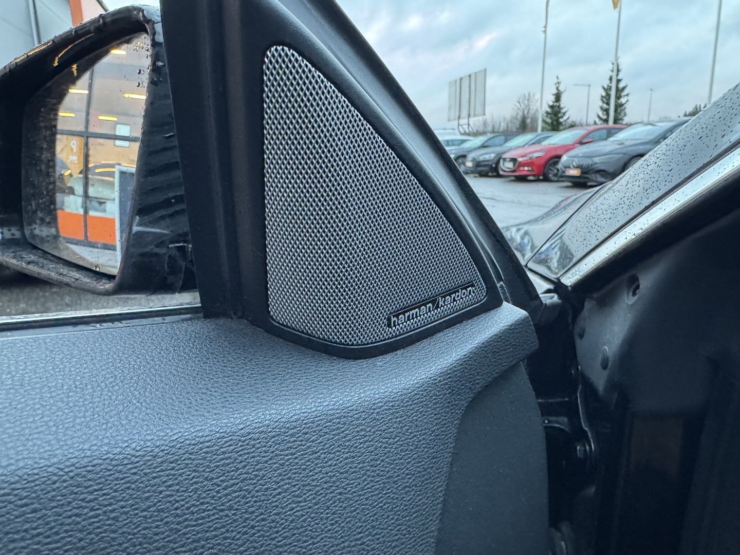 MERCEDES-BENZ E 2011