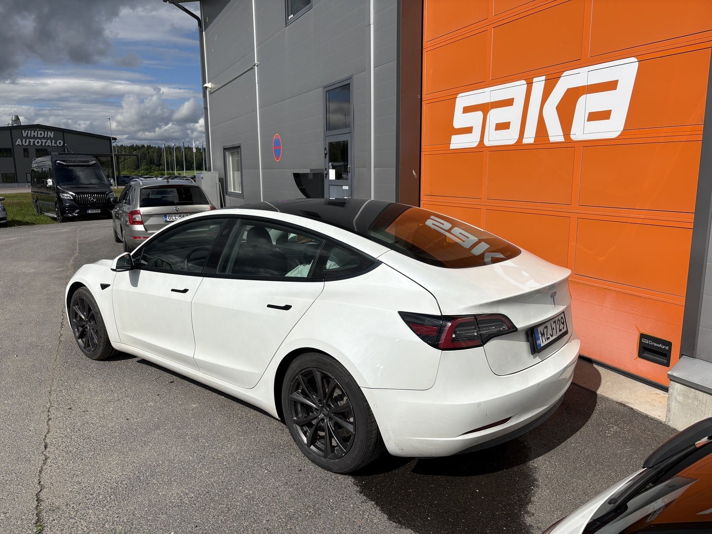 TESLA Model 3 2021