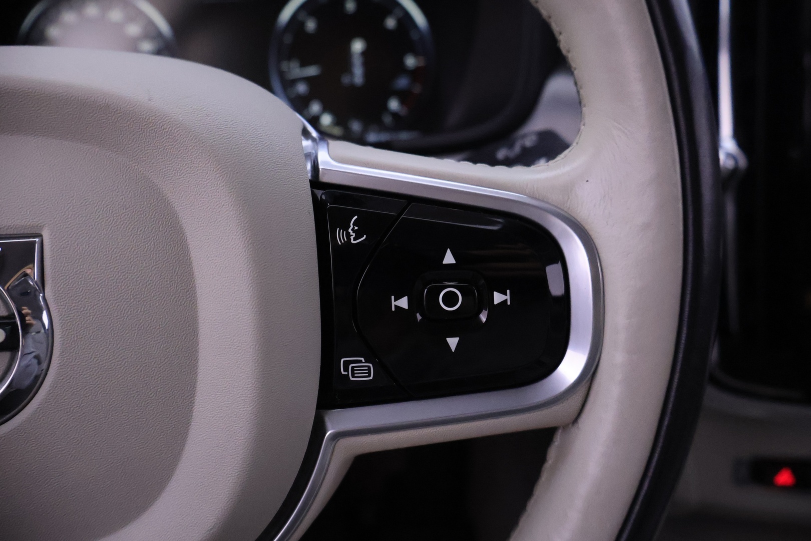 VOLVO V90 2017