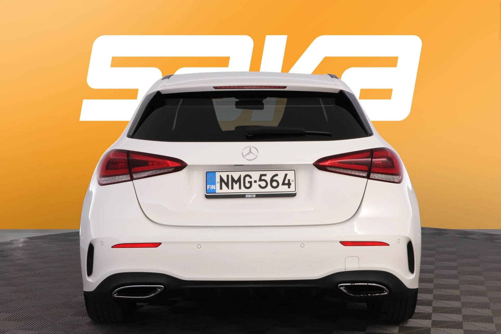 MERCEDES-BENZ A 2021