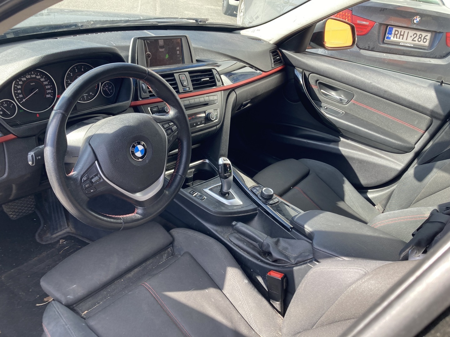 BMW 320 2013