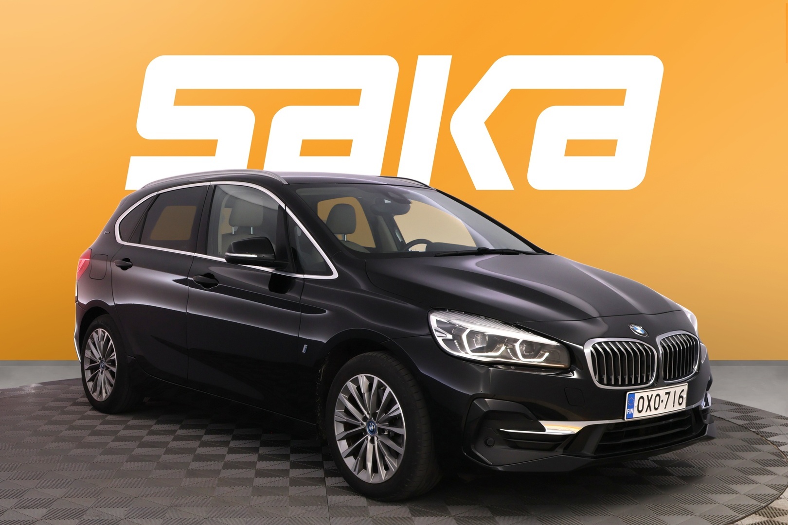 BMW 225 2019