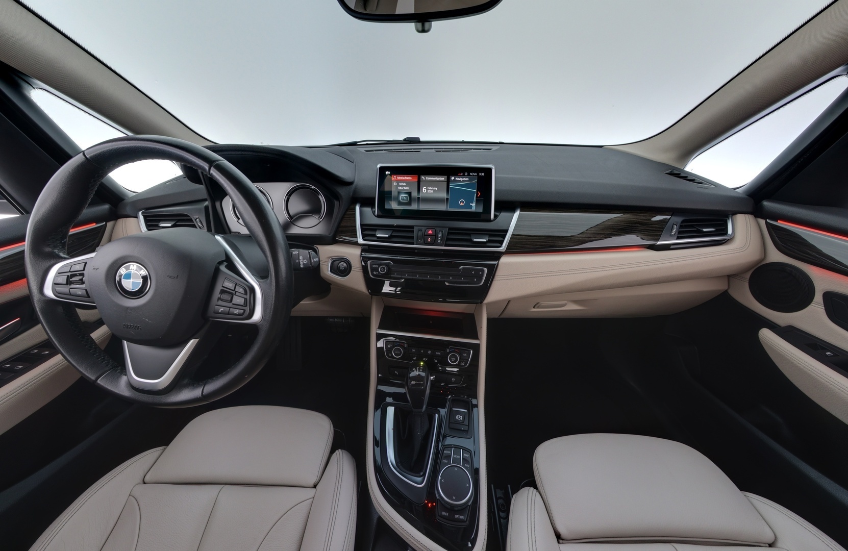 BMW 225 2019