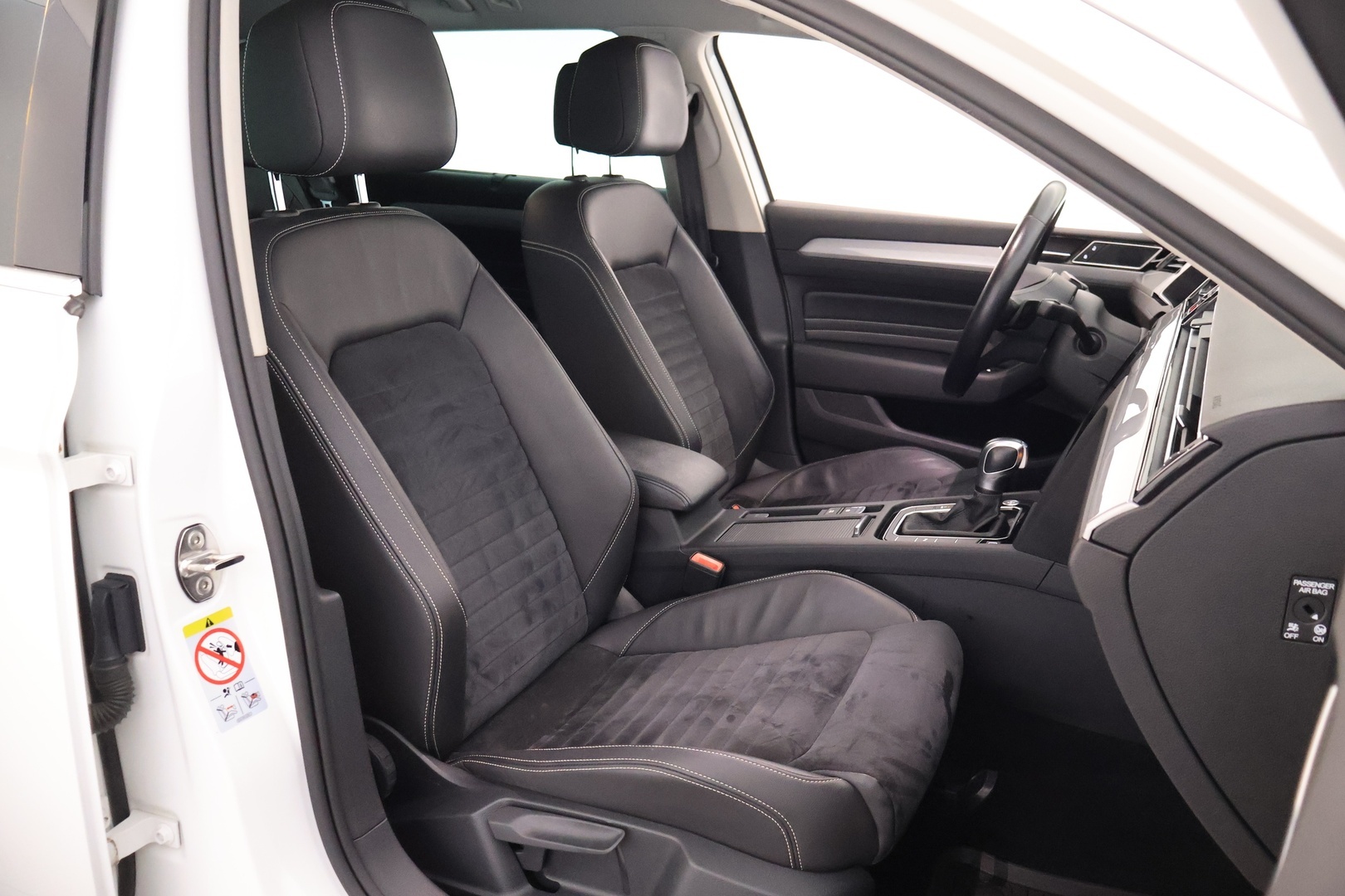 VOLKSWAGEN Passat 2020