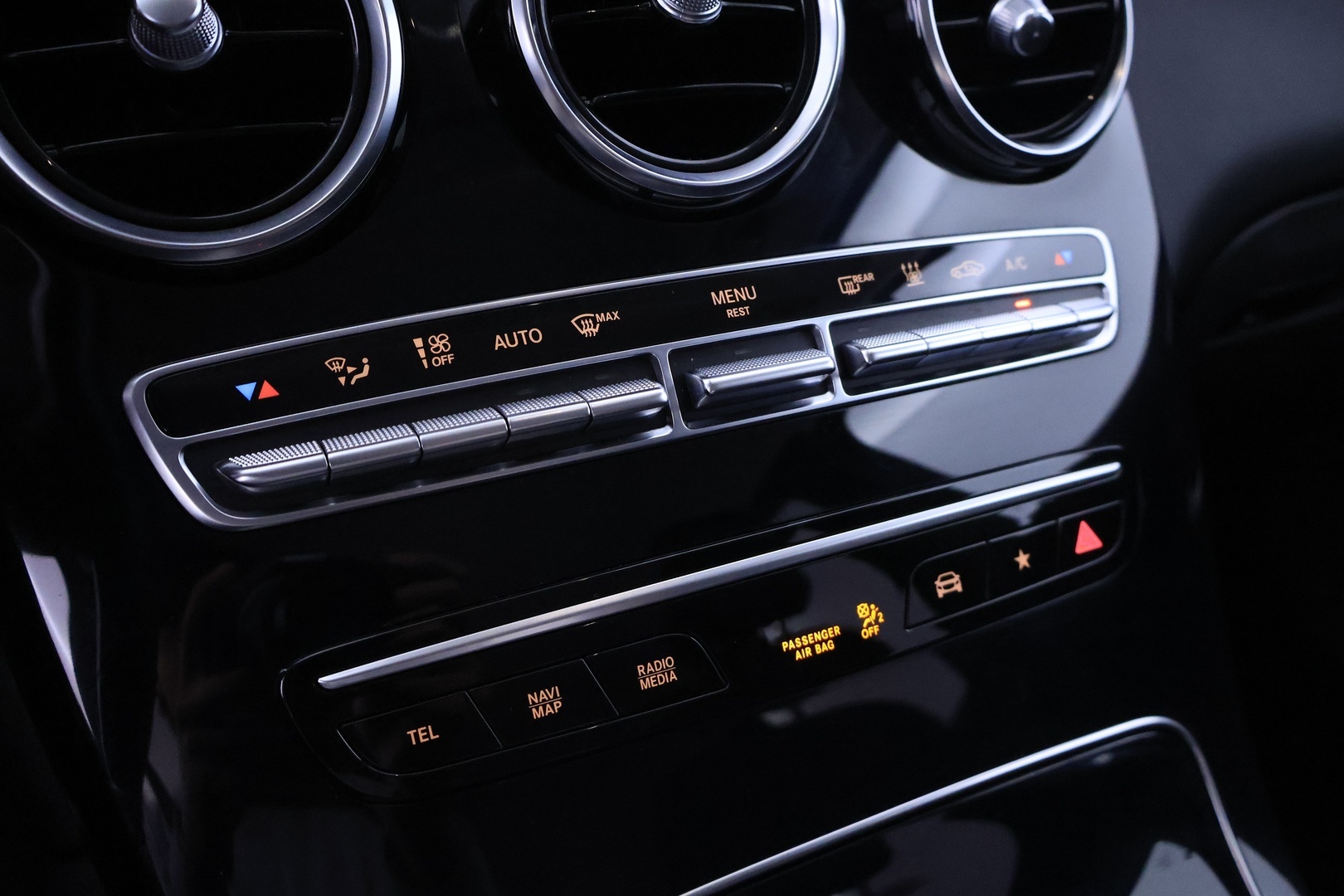MERCEDES-BENZ GLC 2020