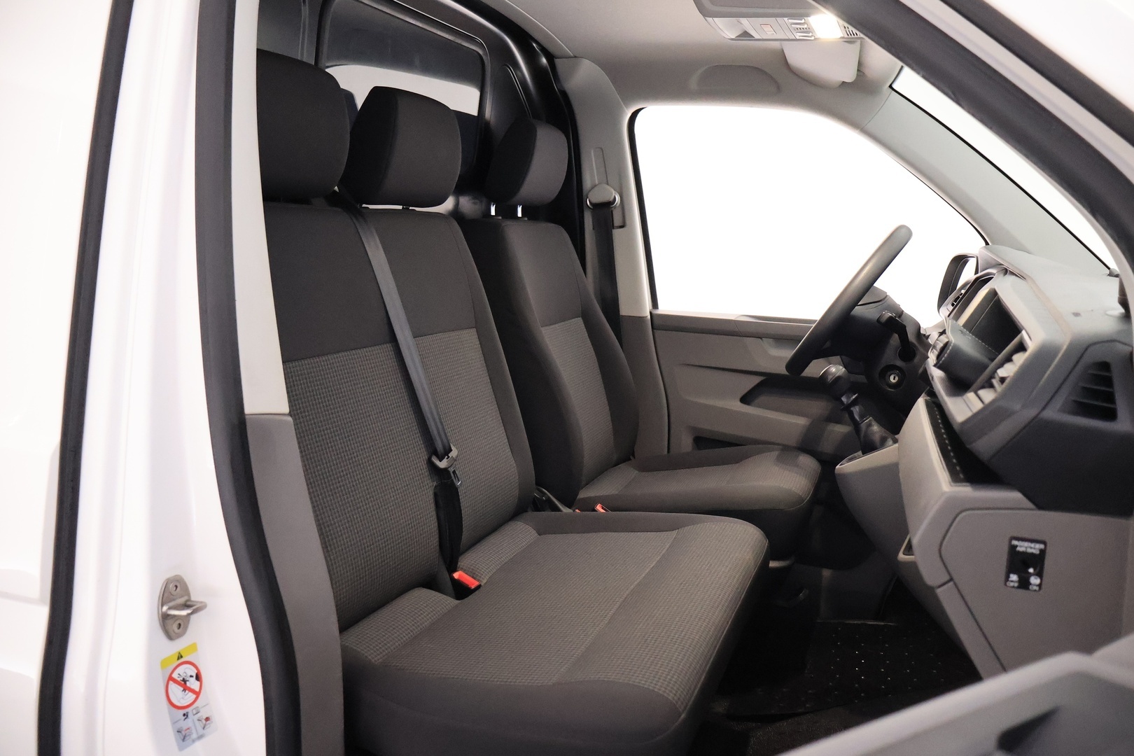 VOLKSWAGEN Transporter 2020