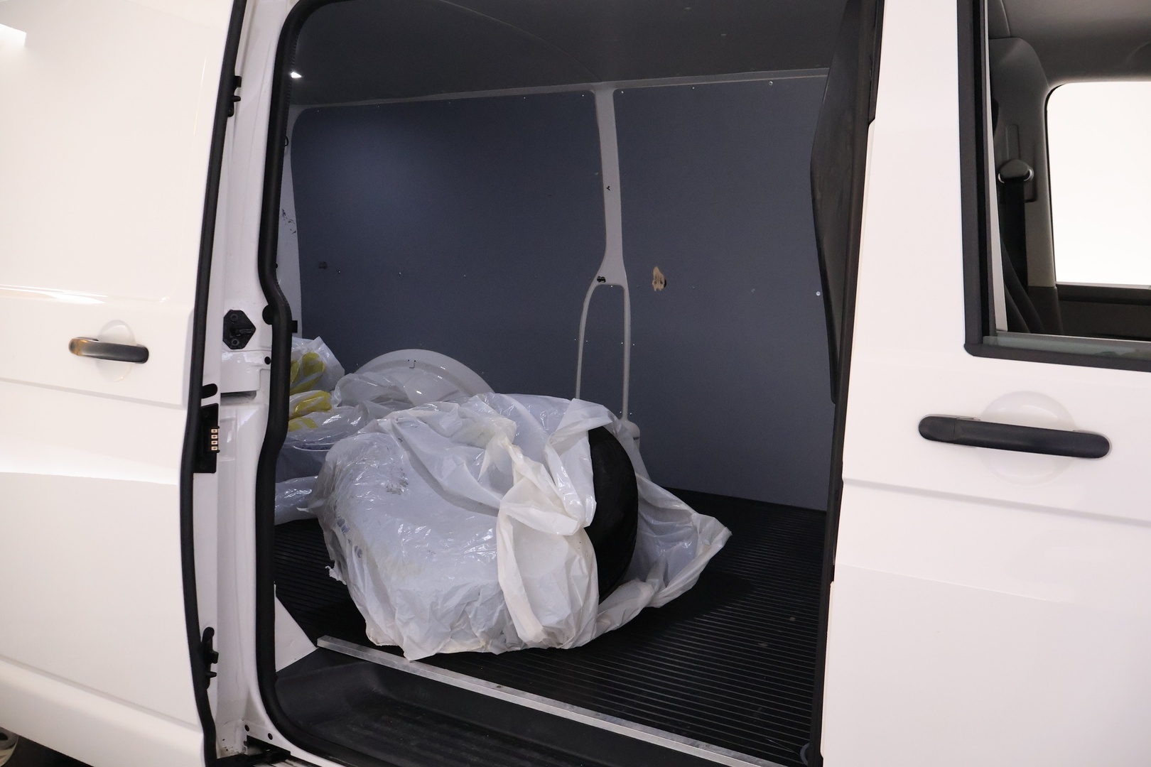 VOLKSWAGEN Transporter 2020