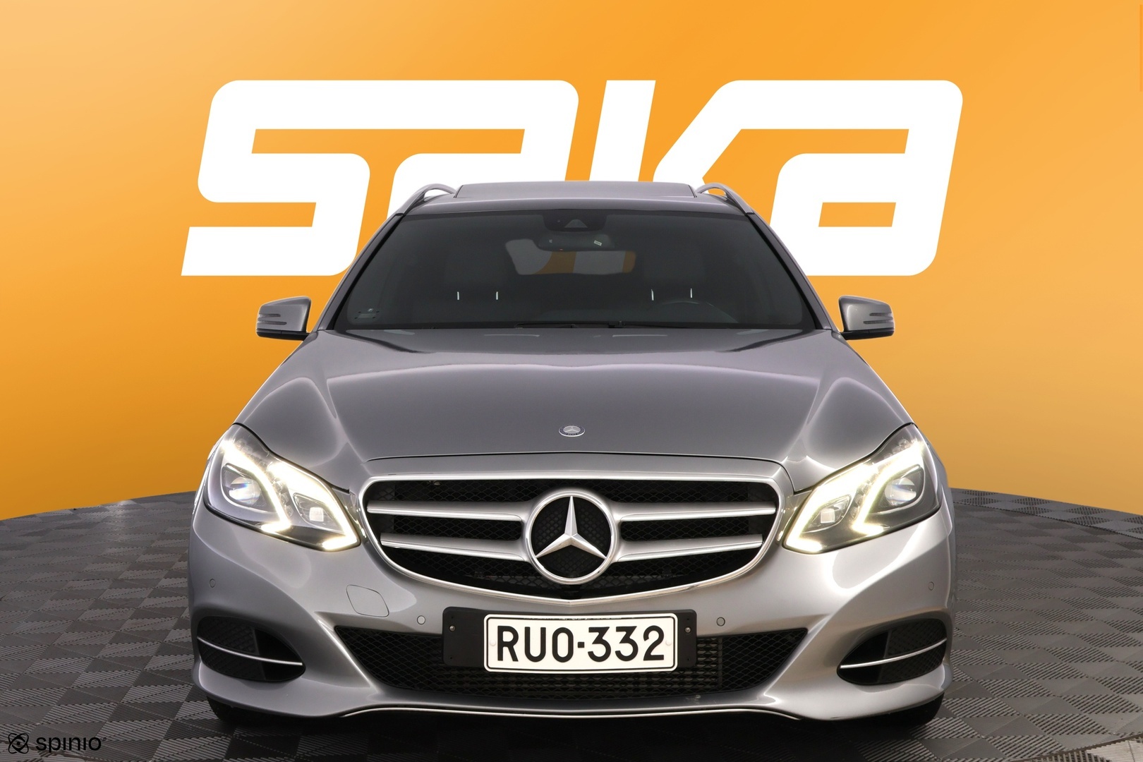 MERCEDES-BENZ E 2014