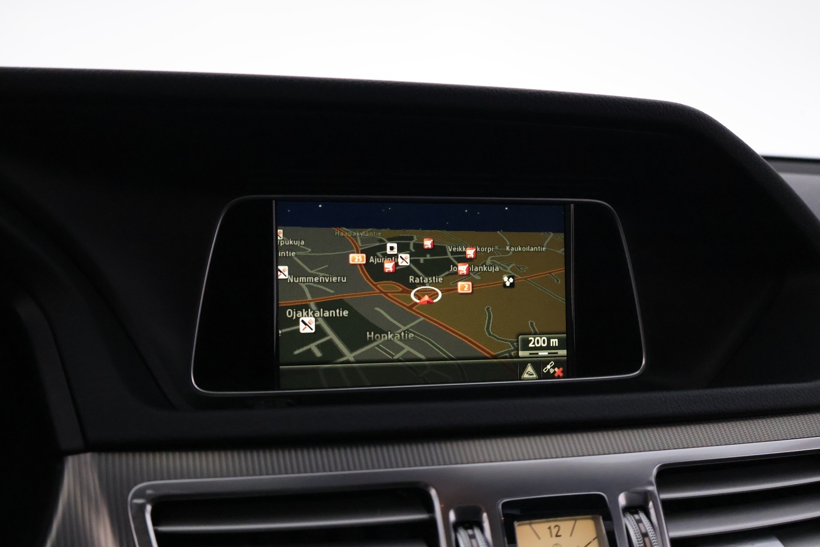 MERCEDES-BENZ E 2014