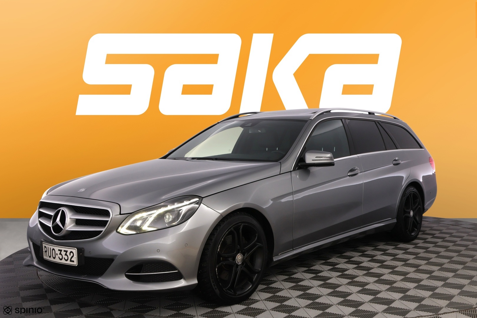 MERCEDES-BENZ E 2014