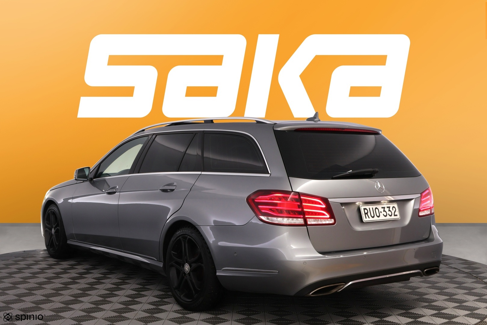 MERCEDES-BENZ E 2014