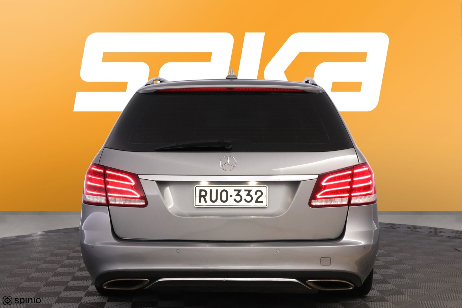 MERCEDES-BENZ E 2014