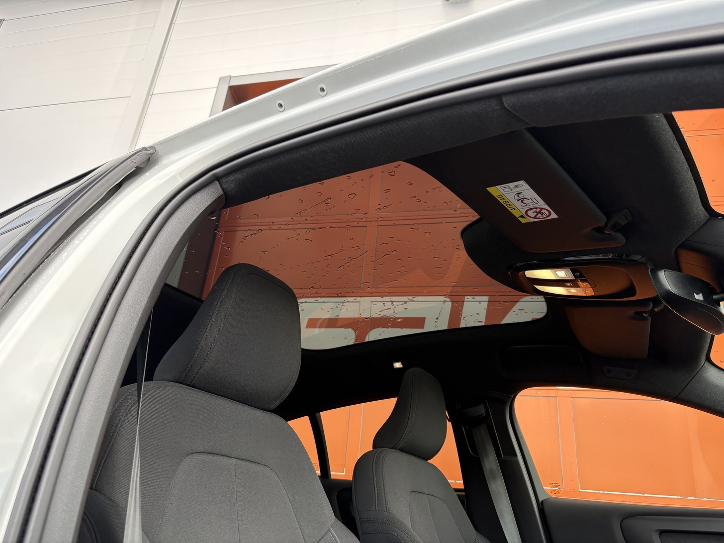 VOLVO C40 2023