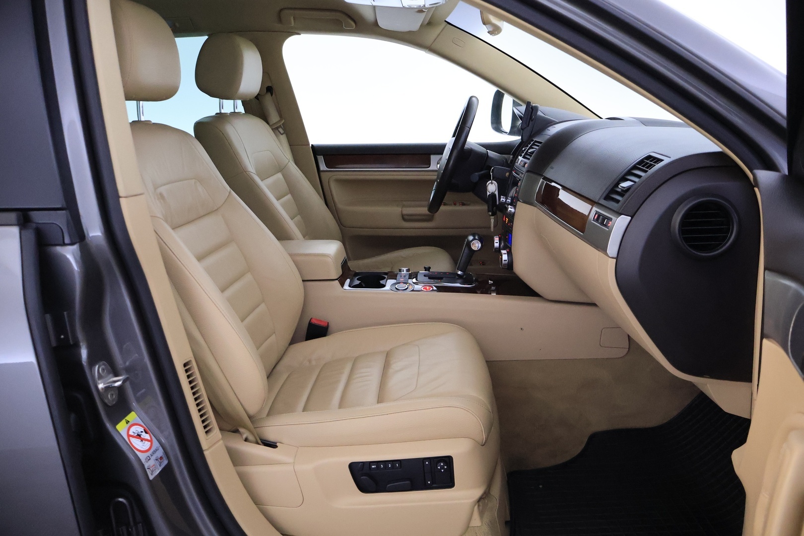 VOLKSWAGEN Touareg 2009