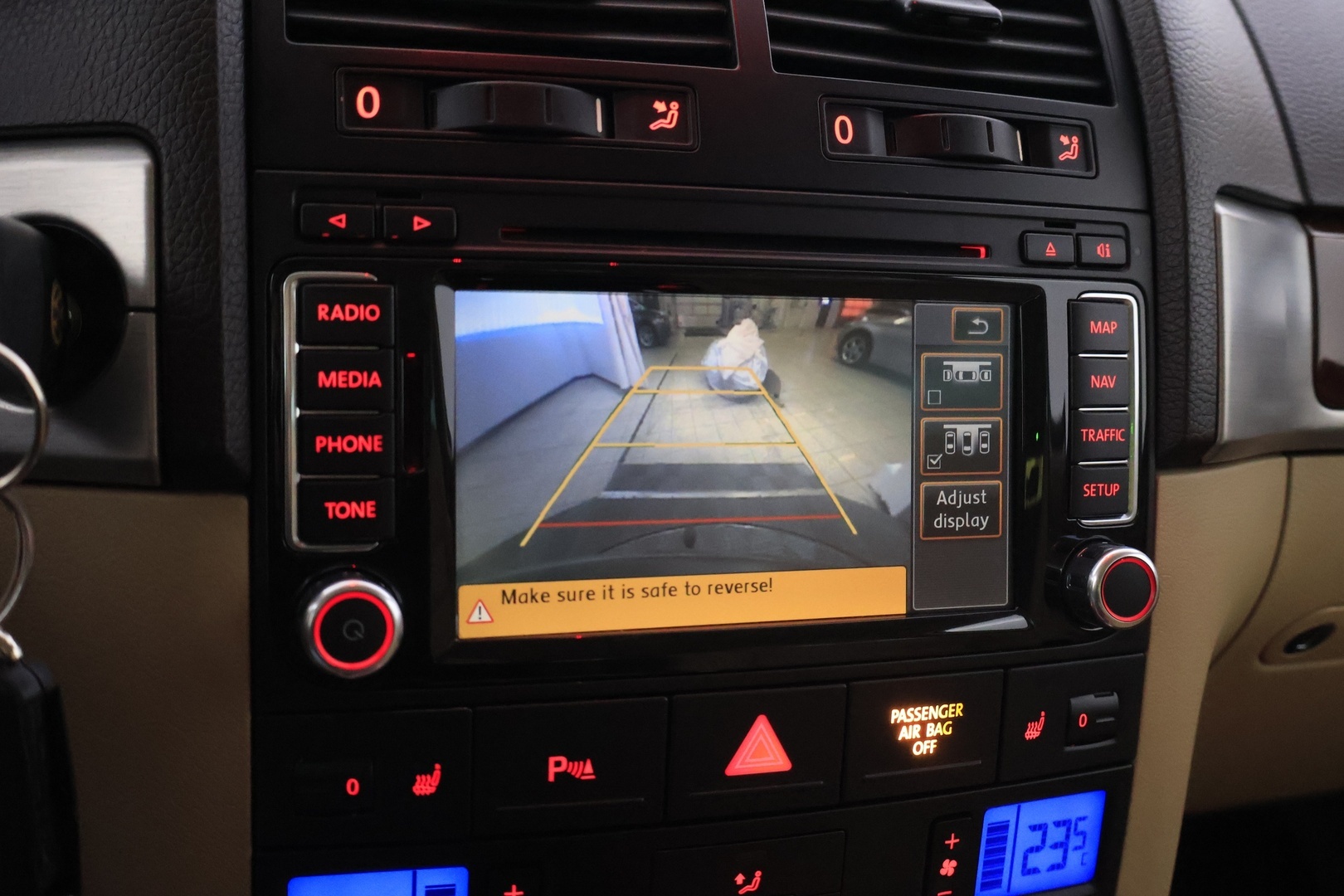 VOLKSWAGEN Touareg 2009